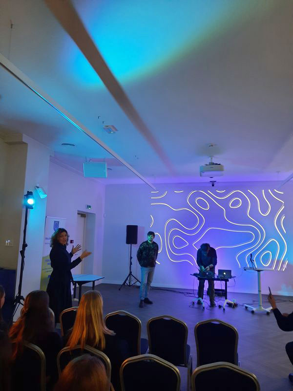 Debatai su Molėtų gimnazijos mokiniais 1