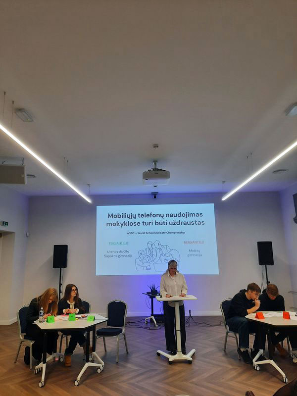Debatai su Molėtų gimnazijos mokiniais 4