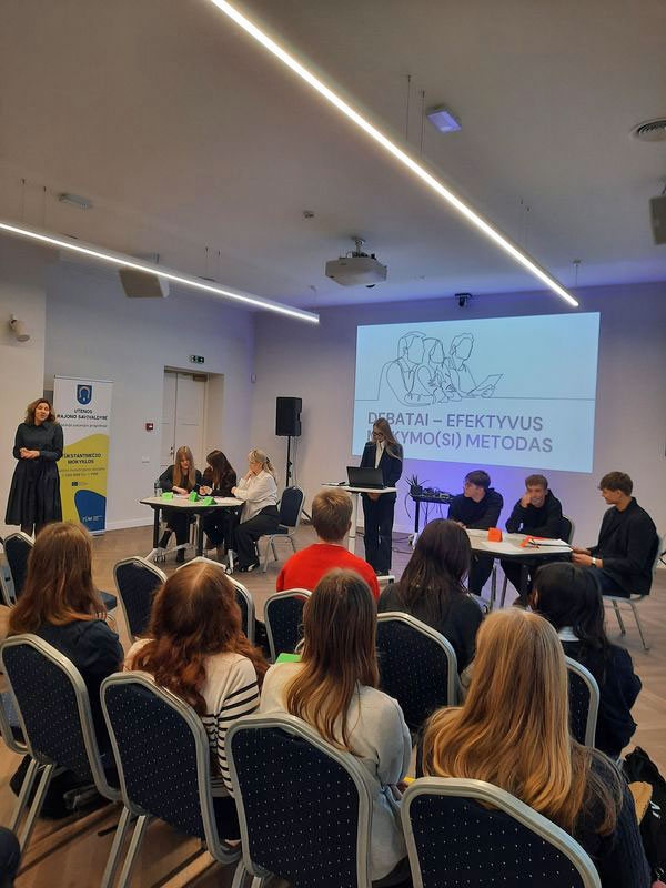 Debatai su Molėtų gimnazijos mokiniais 6