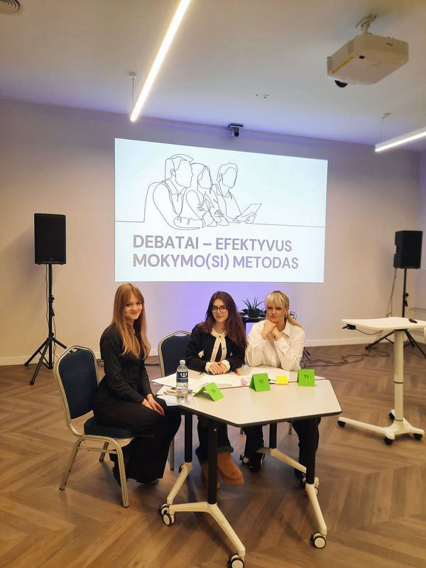 Debatai su Molėtų gimnazijos mokiniais 10