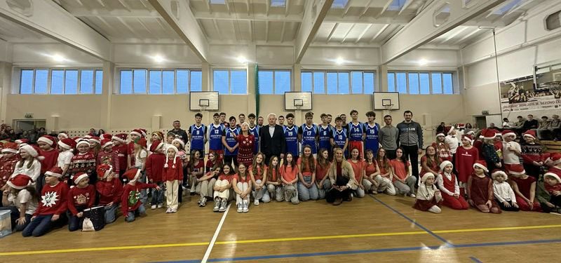 Kalėdinis krepšinis 2025 10