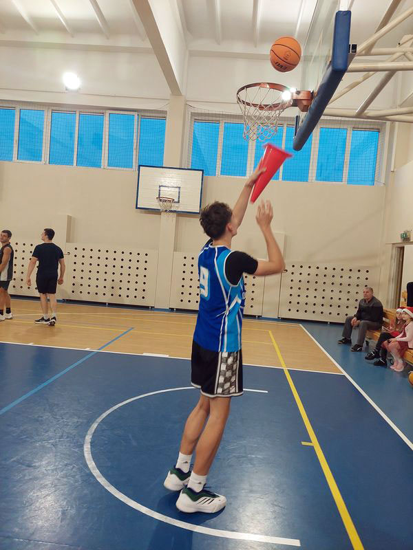 Kalėdinis krepšinis 2025 4