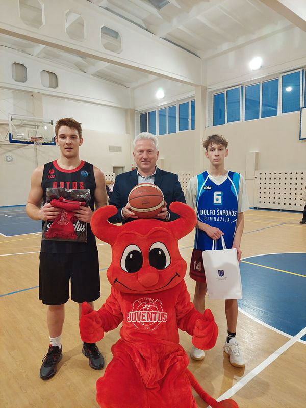 Kalėdinis krepšinis 2025 6