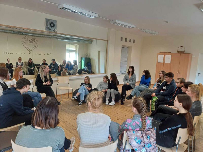 Šiuolaikinis scenos menas