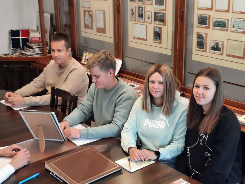 pamokomis apie istoriką A. Šapoką1