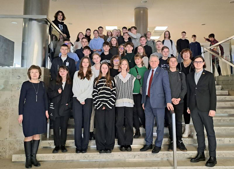 Edukacijos LR Seime ir Samuelio Bako muziejuje