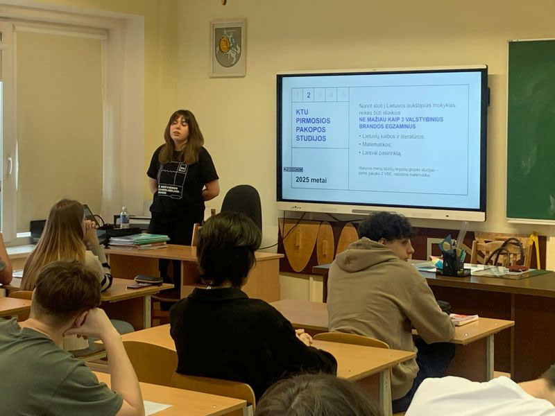 Karjeros diena gimnazijoje 12